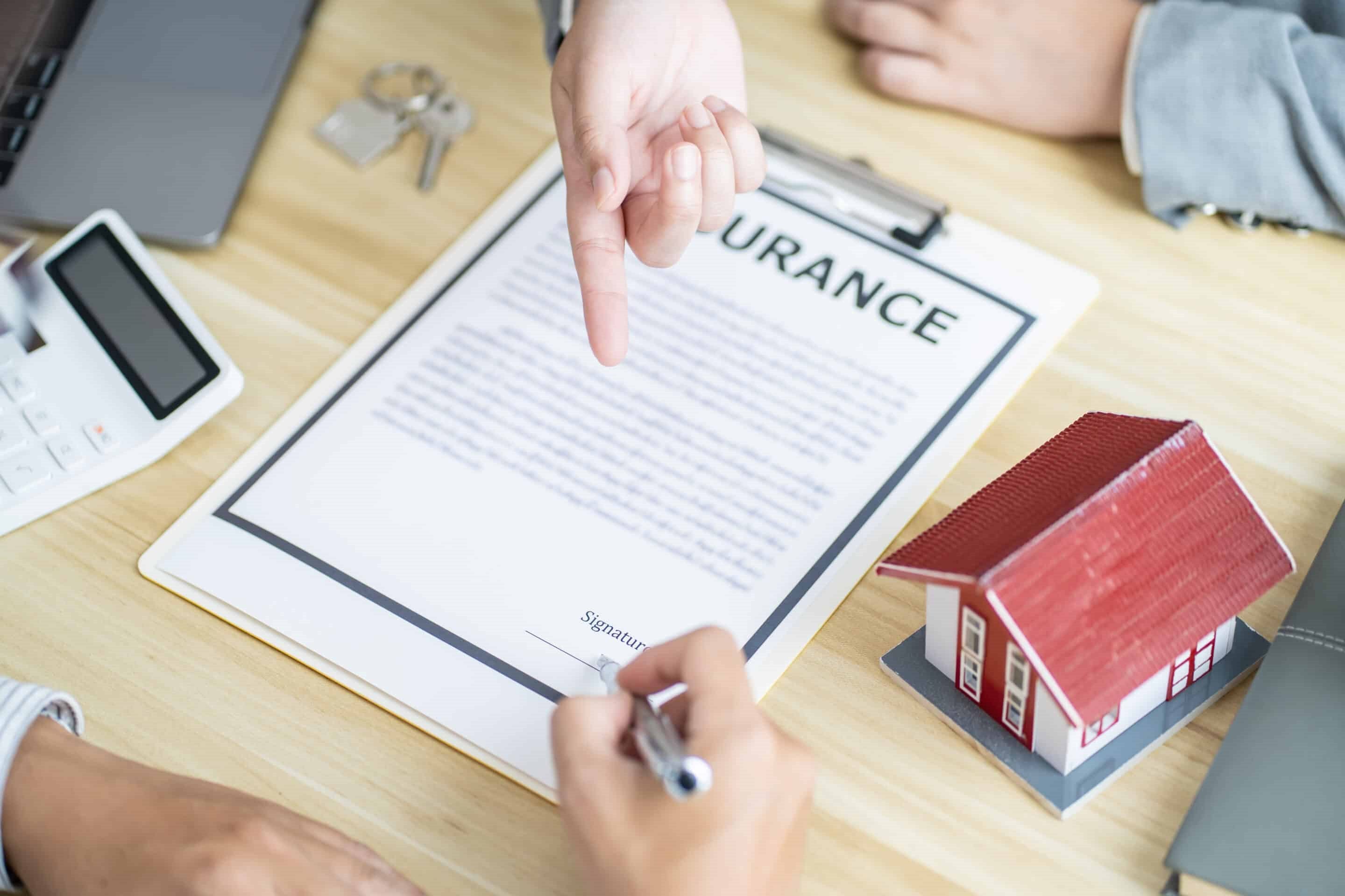 Assurance décennale et dommages ouvrage : sont-elles vraiment obligatoires ?